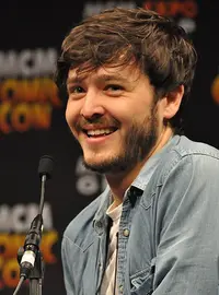 Alexander Vlahos