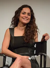 Alice Braga