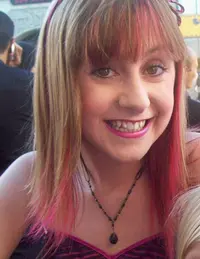 Allisyn Ashley Arm