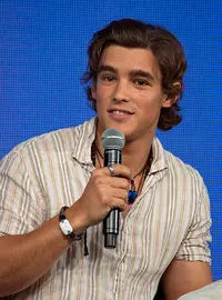 Brenton Thwaites