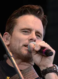 Charles Esten