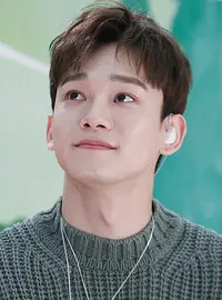 Chen (singer)