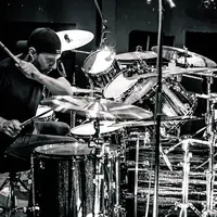 Dave Lombardo