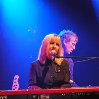 Donna Lewis