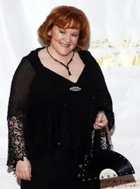 Edie McClurg