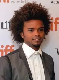 Eka Darville