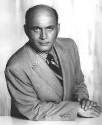 Gavin MacLeod