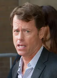 Greg Kinnear