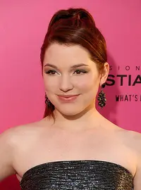 Jennifer Stone