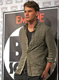 Jeremy Irvine