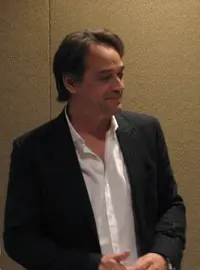 Jon Lindstrom