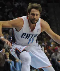 Josh McRoberts