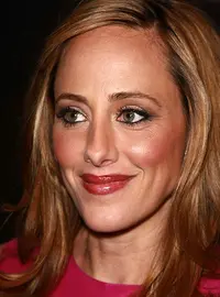 Kim Raver