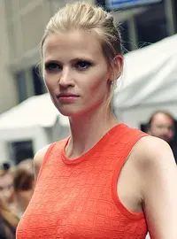 Lara Stone