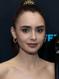 Lily Collins