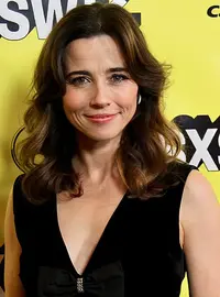 Linda Cardellini