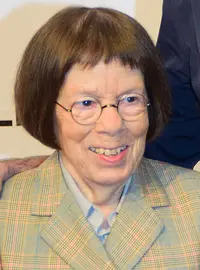 Linda Hunt