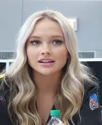 Natalie Alyn Lind