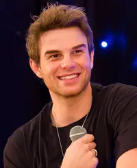 Nathaniel Buzolic