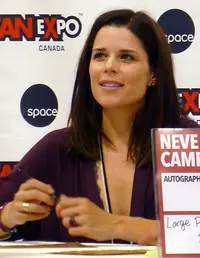 Neve Campbell