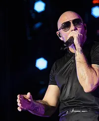 Pitbull (rapper)