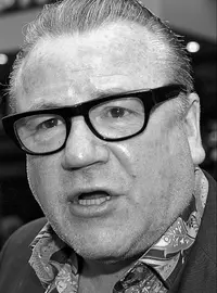 Ray Winstone