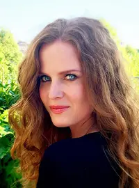 Rebecca Mader