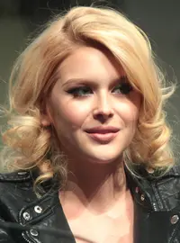 Renee Olstead