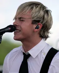 Riker Lynch