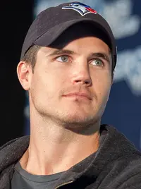 Robbie Amell