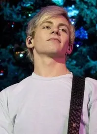 Ross Lynch