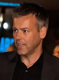 Rupert Graves