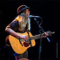 Sawyer Fredericks