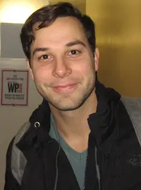 Skylar Astin