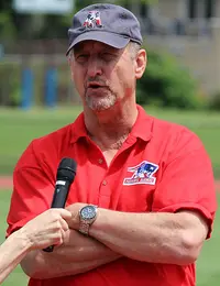 Steve Grogan