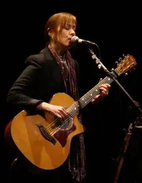 Suzanne Vega