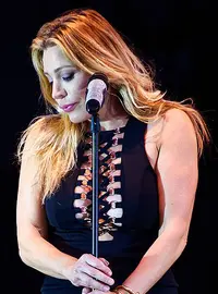 Taylor Dayne