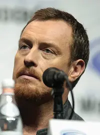 Toby Stephens