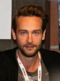 Tom Mison