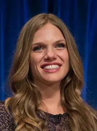 Tracy Spiridakos