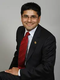 Yasir Naqvi