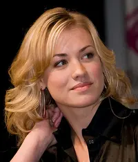 Yvonne Strahovski